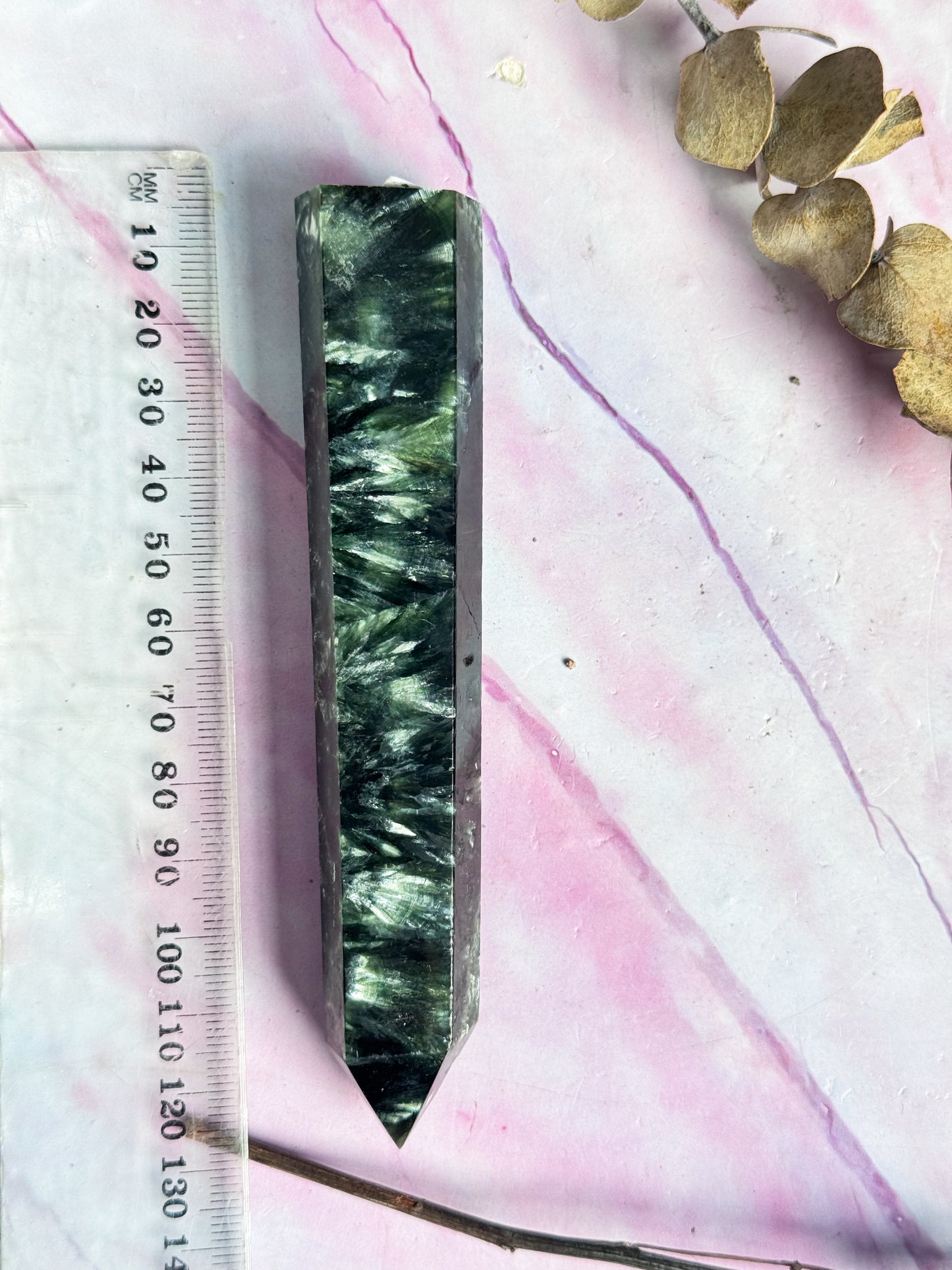 Extra Rare Seraphinite Point