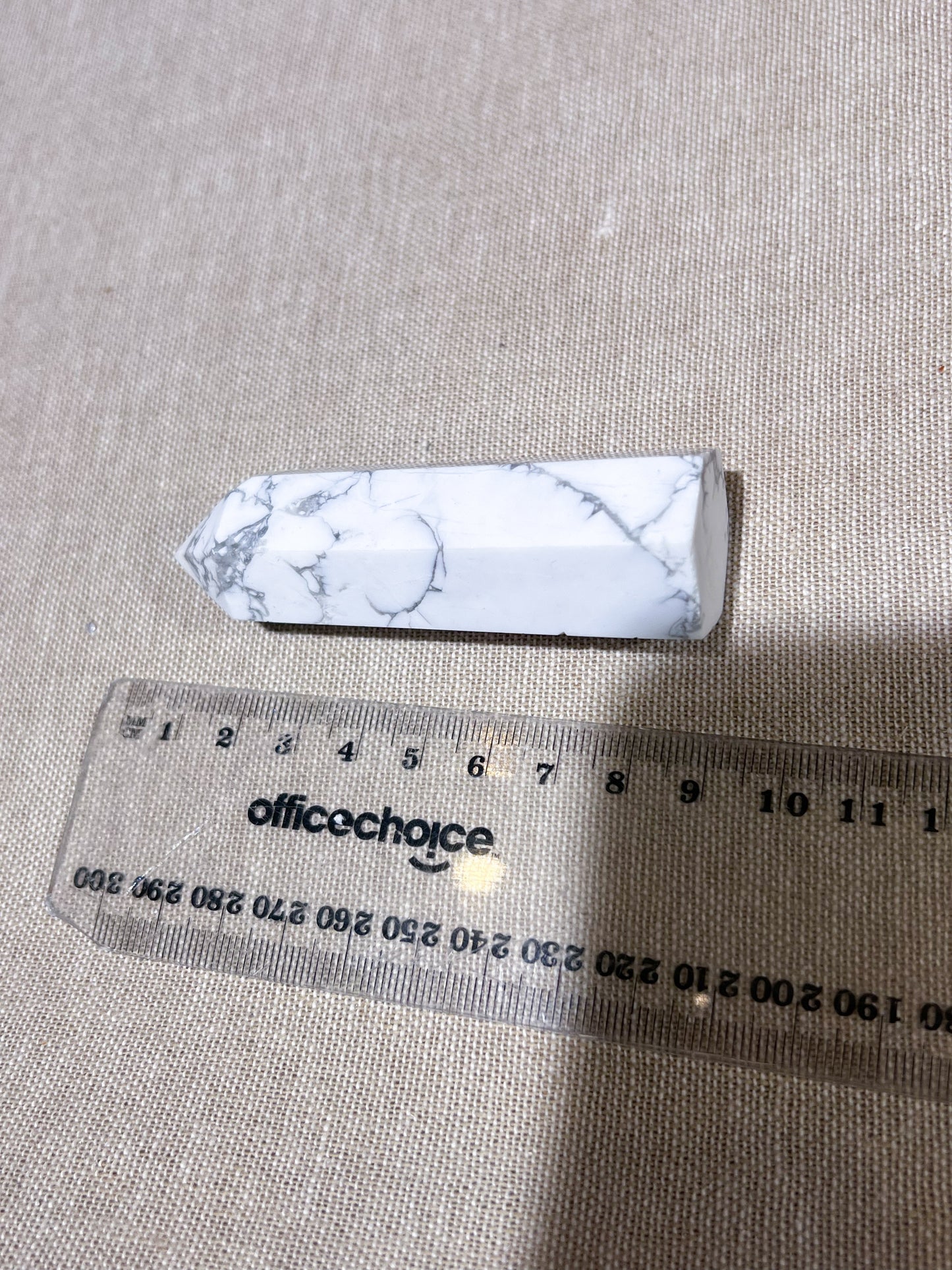 Howlite Points