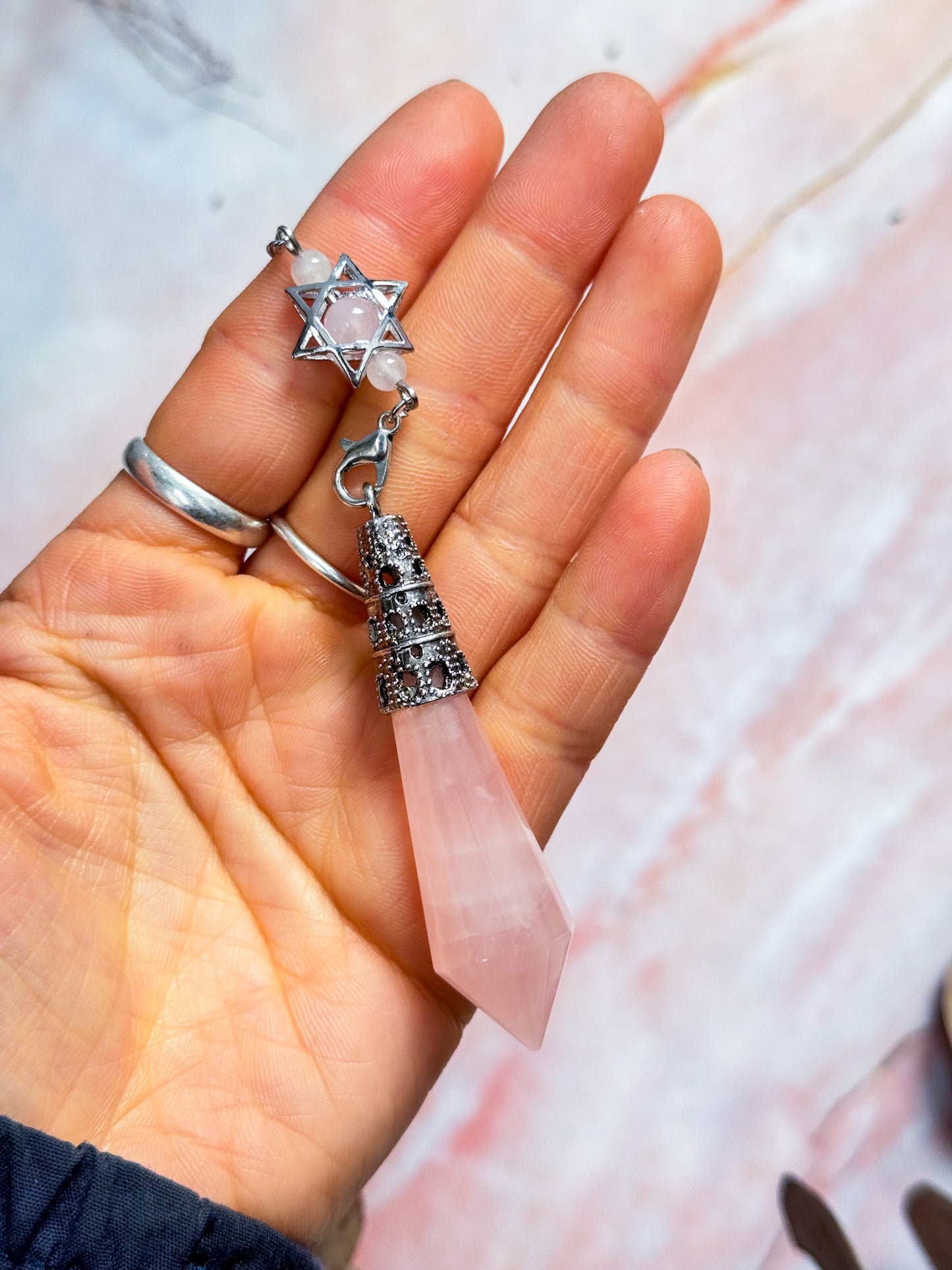 Faceted Pendulums
