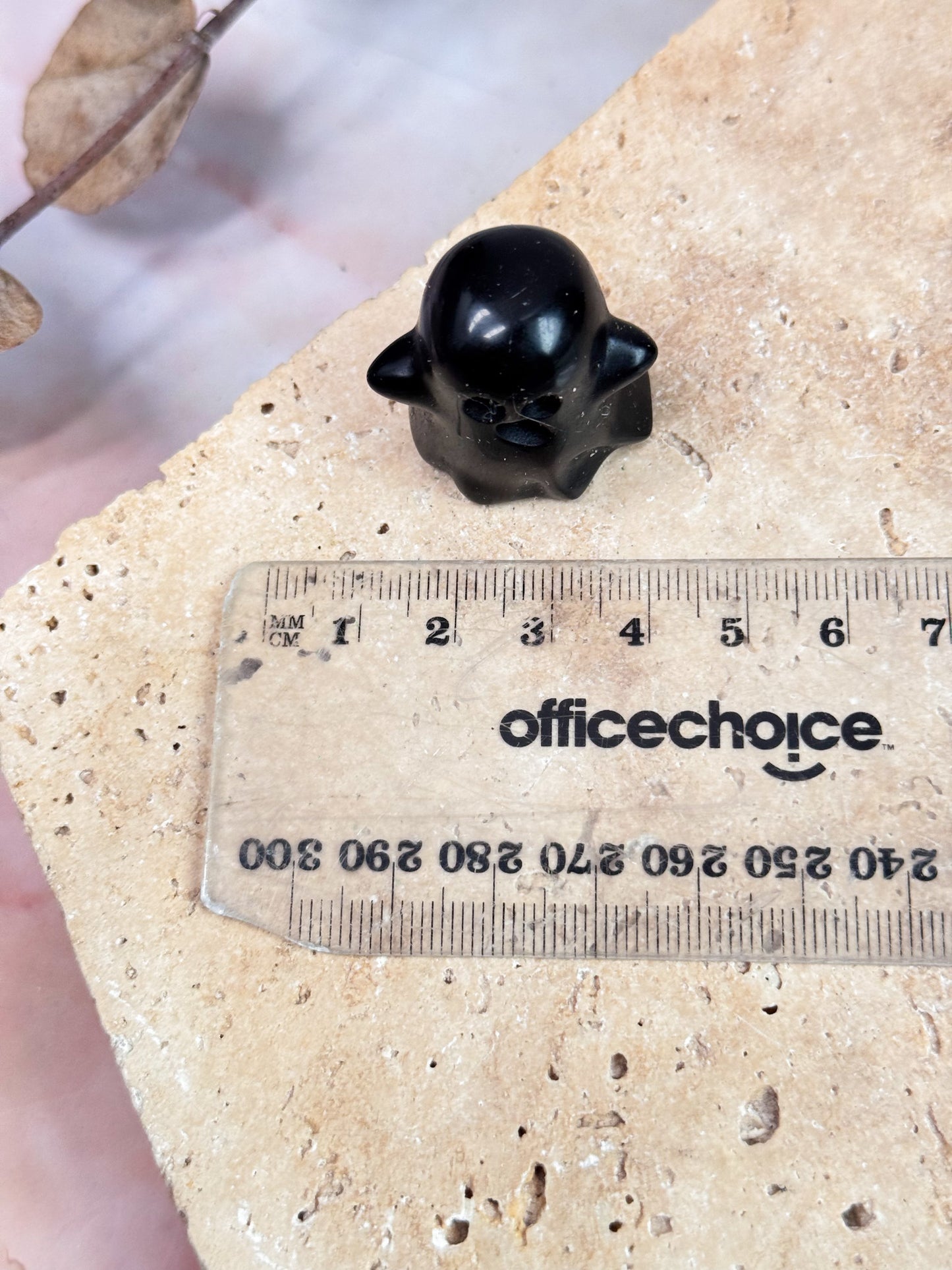 Obsidian Ghost Carvings