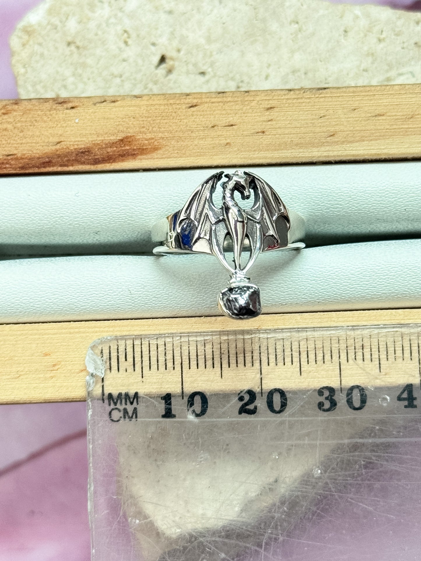 Campo Del Cielo Dragon Ring - Size 7