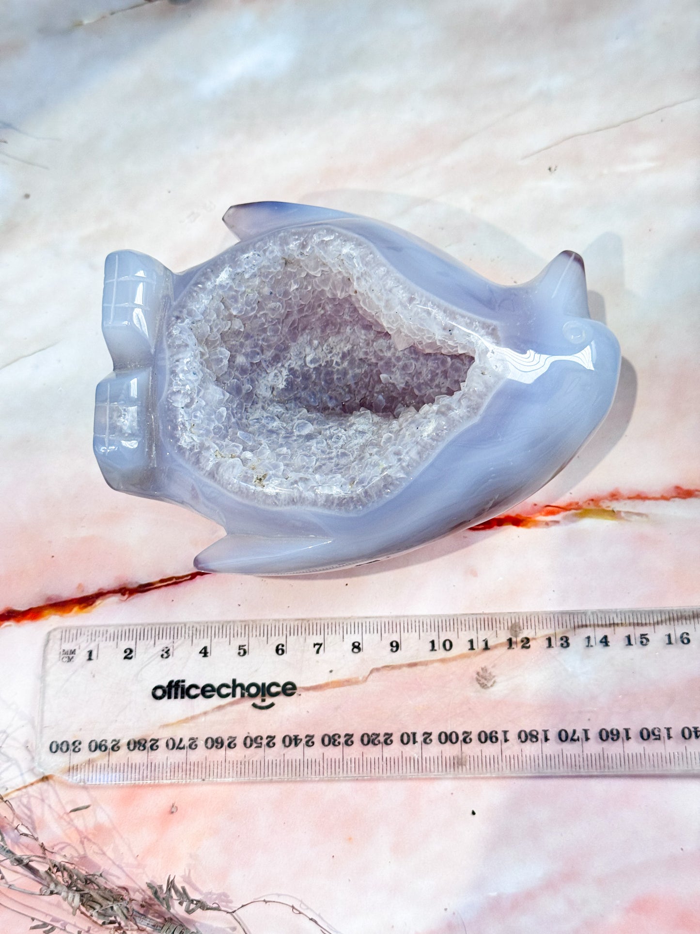 Agate and Quartz Penguin Carving
