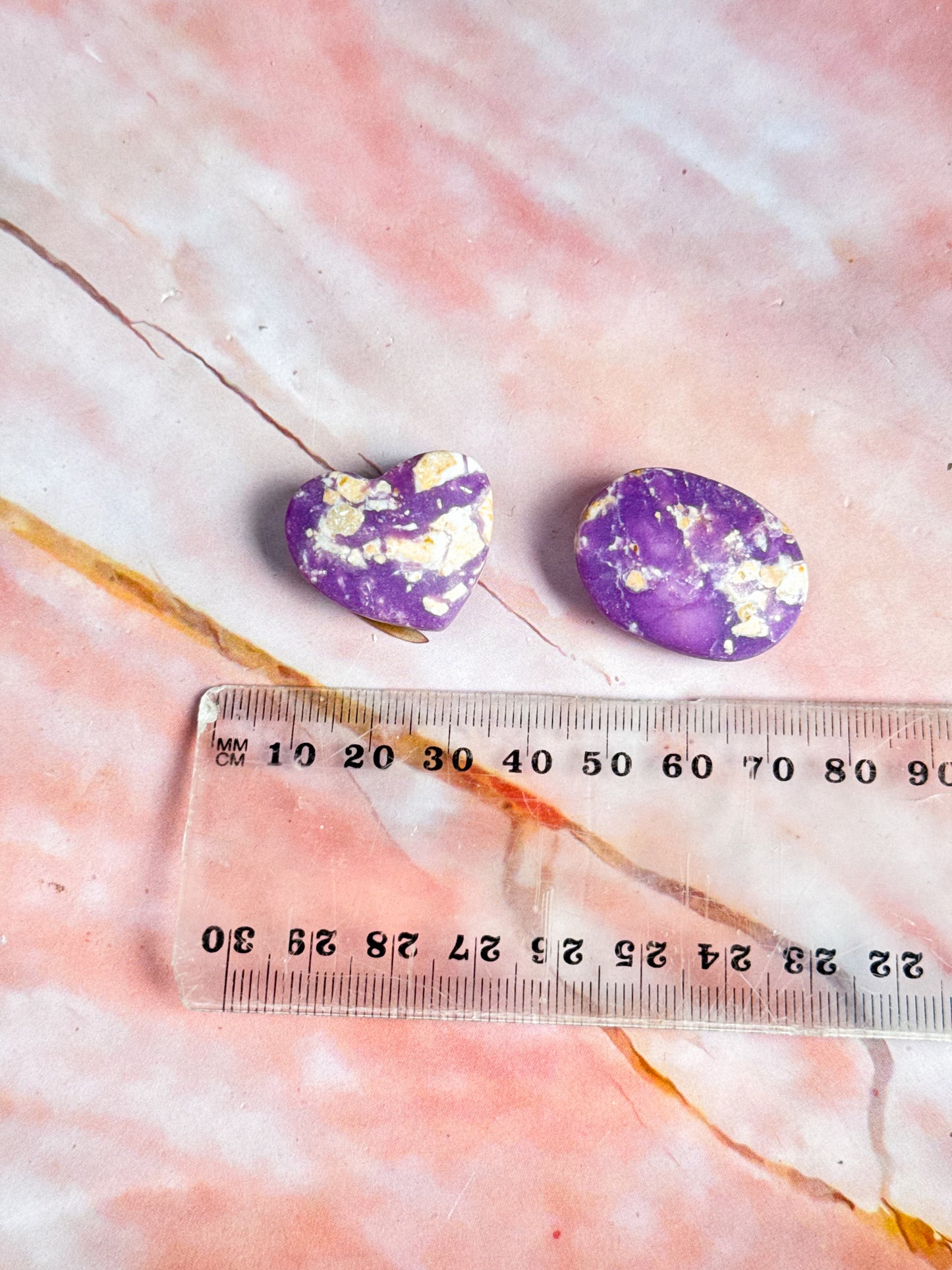 Phosphosiderite Palmstones and Hearts