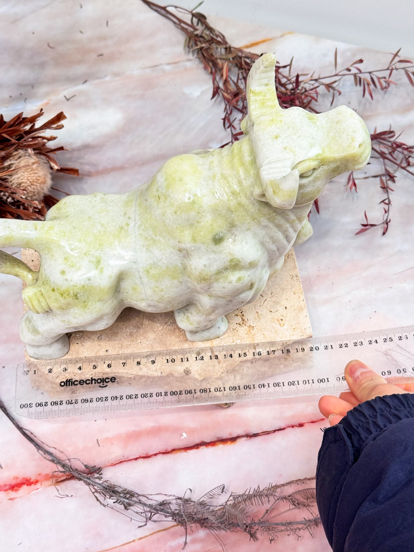Serpentine in White Jade Bull
