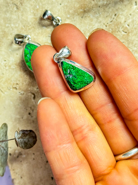 Uvavorite Green Garnet Pendants