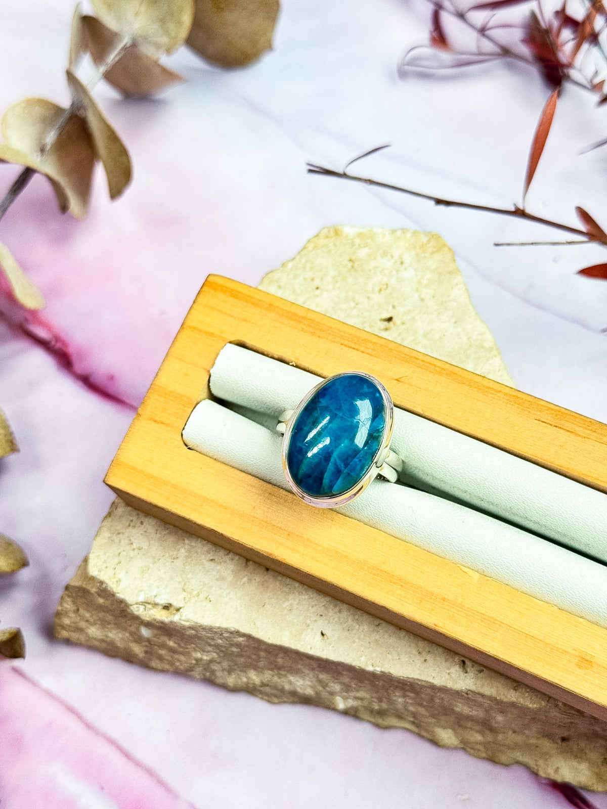 Apatite Rings