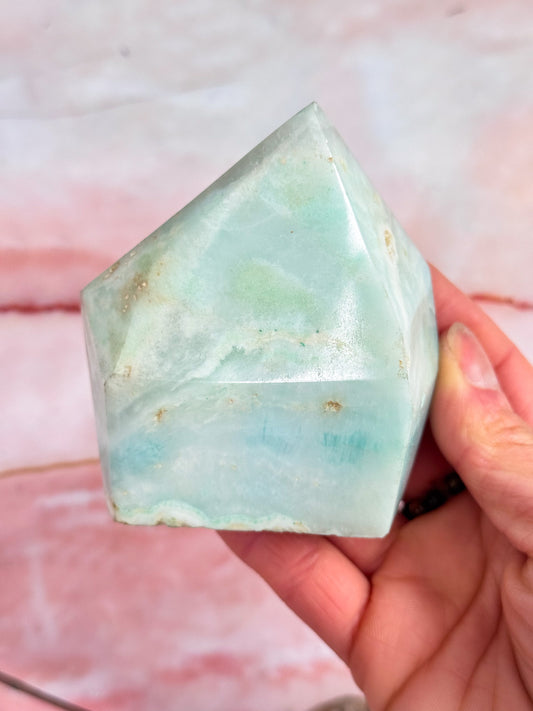 Smithsonite Tower