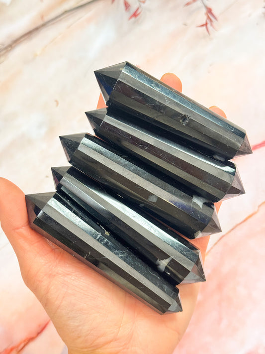 Black Tourmaline Vogels