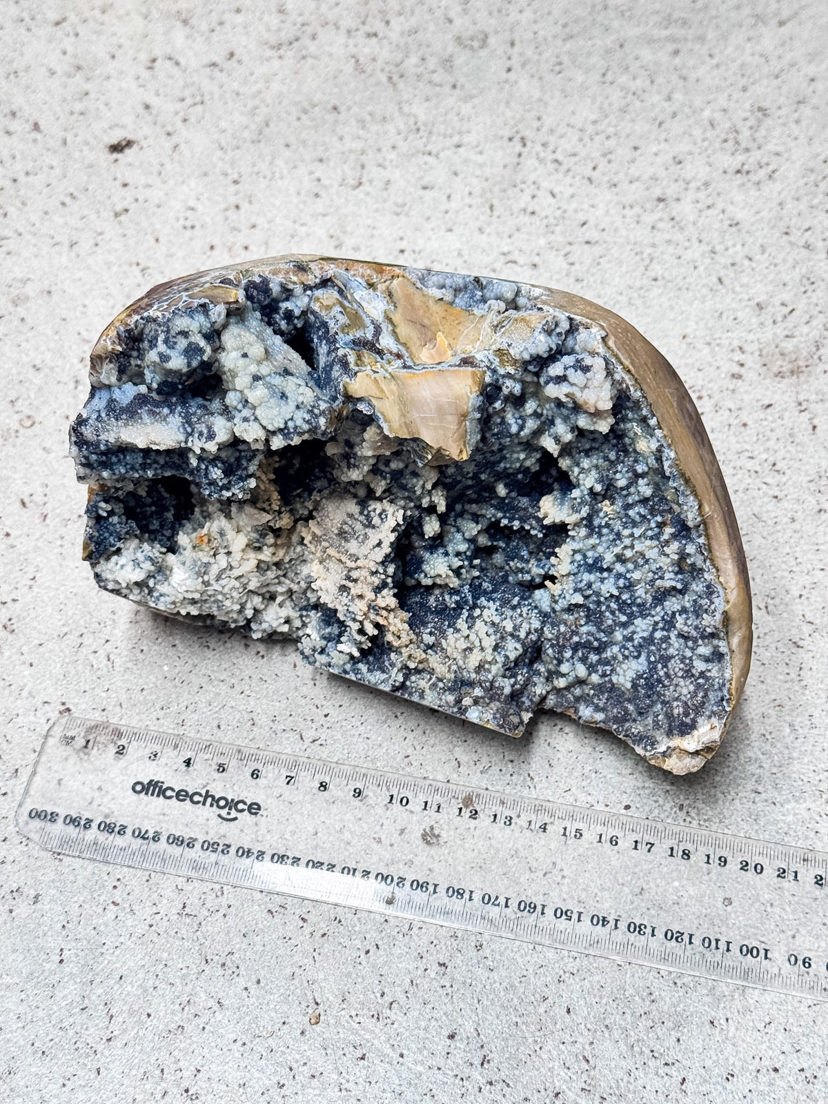 UV Reactive Volcanic Agate Cluster