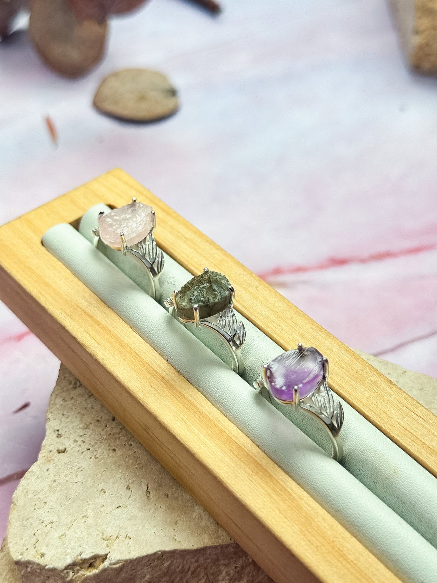 Adjustable Feather Rings