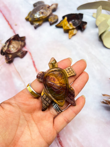 Mookite Turtle Carvings