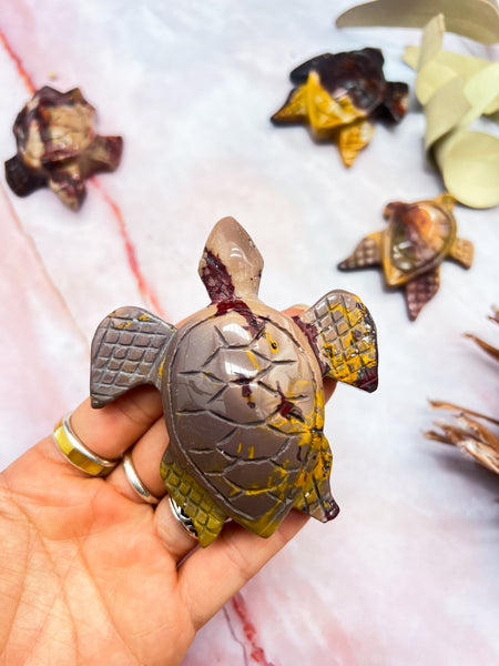 Mookite Turtle Carvings