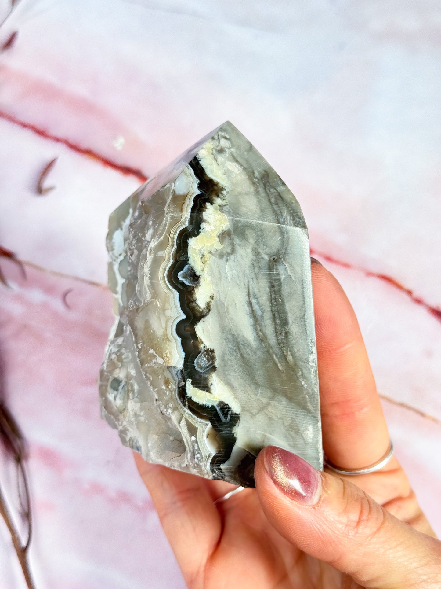 Volcanic Agate Point