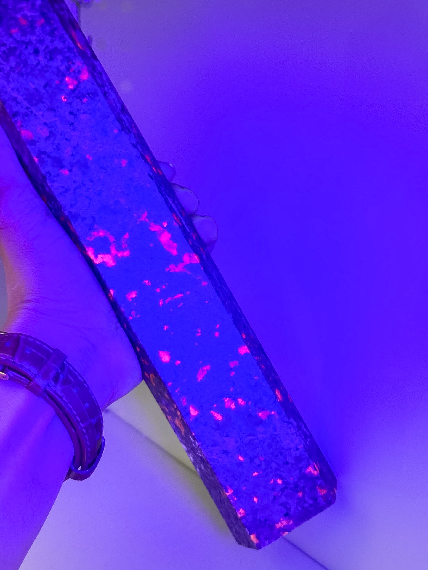 UV Reactive Yooperlite Tower