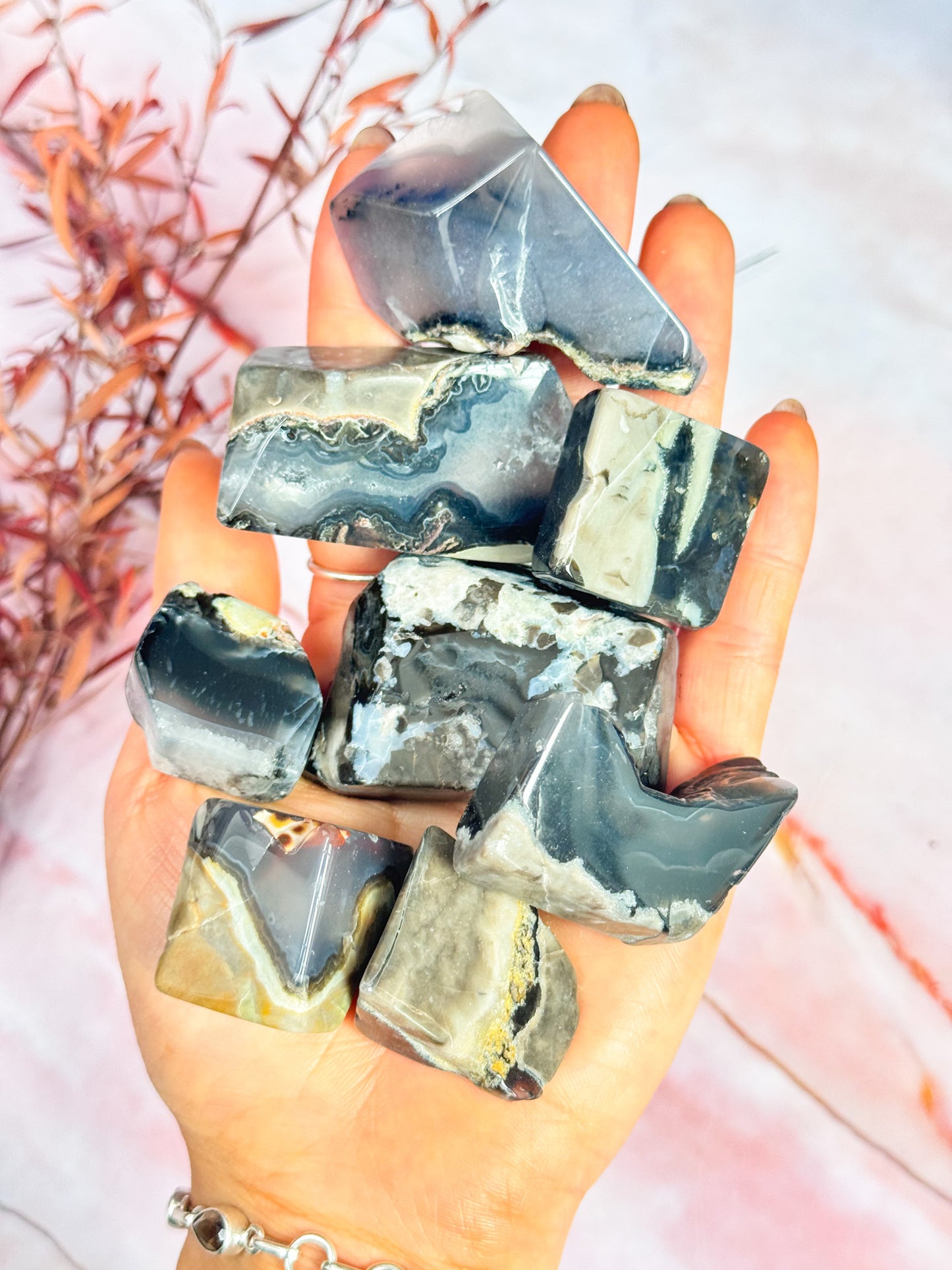 UV Reactive Volcanic Agate Freeforms