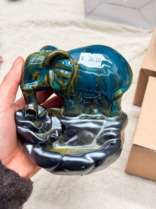 Elephant Backflow Holder