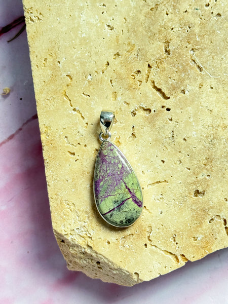 Serpentine and Stichtite Pendants