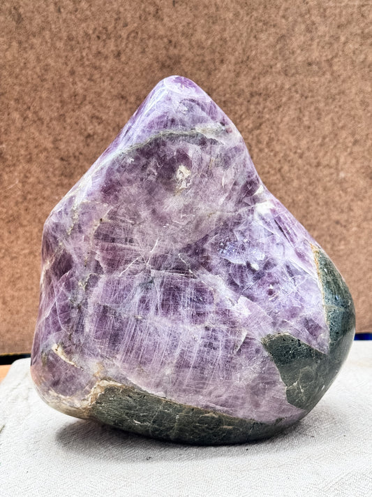 Rare Anhydrite Freeform