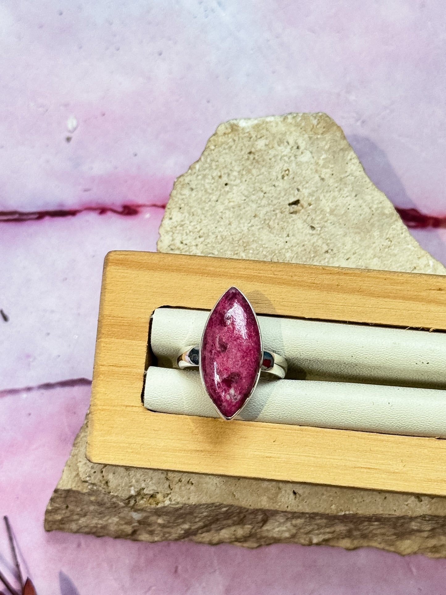 Thulite Ring - Size 6