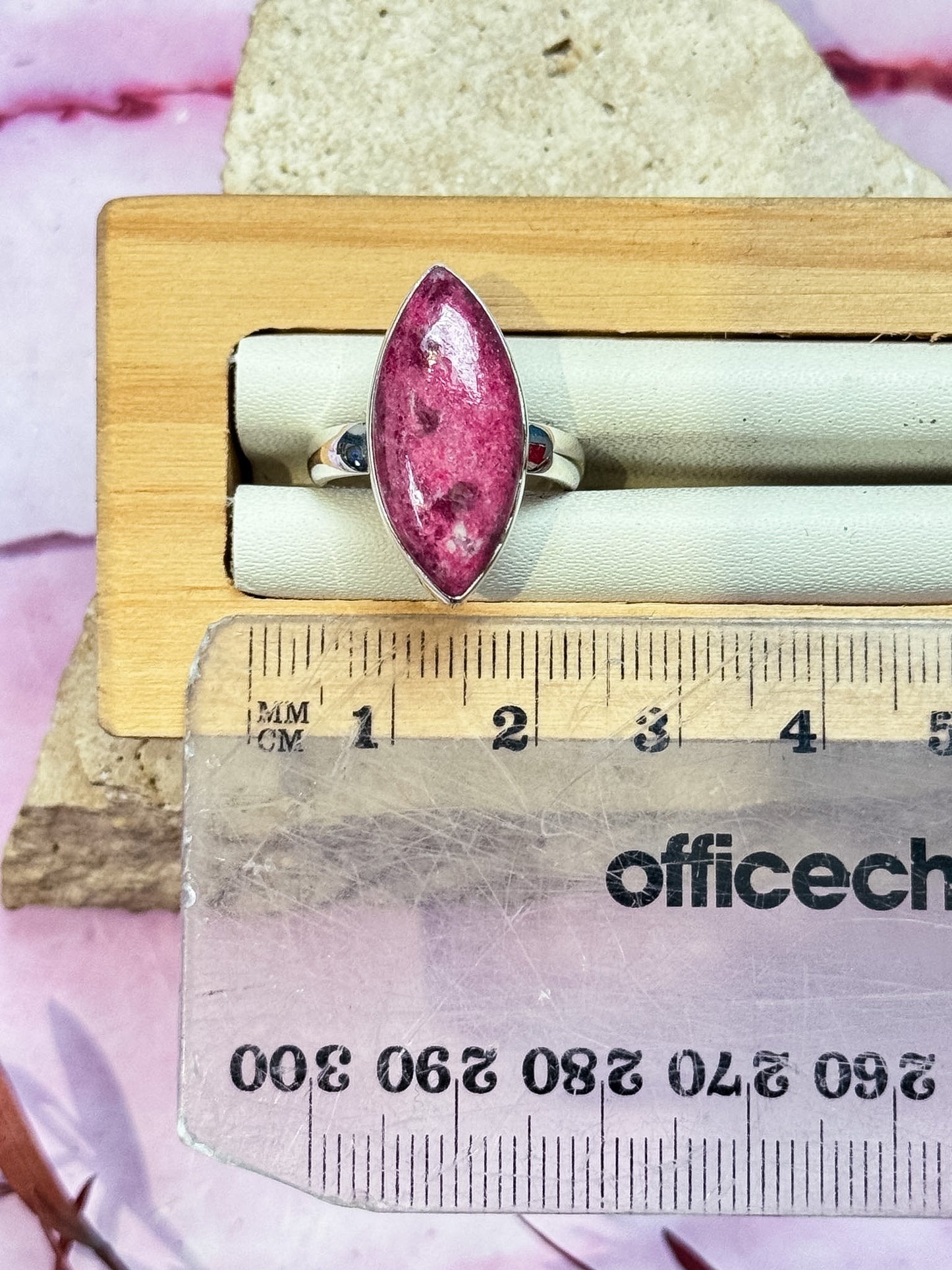 Thulite Ring - Size 6