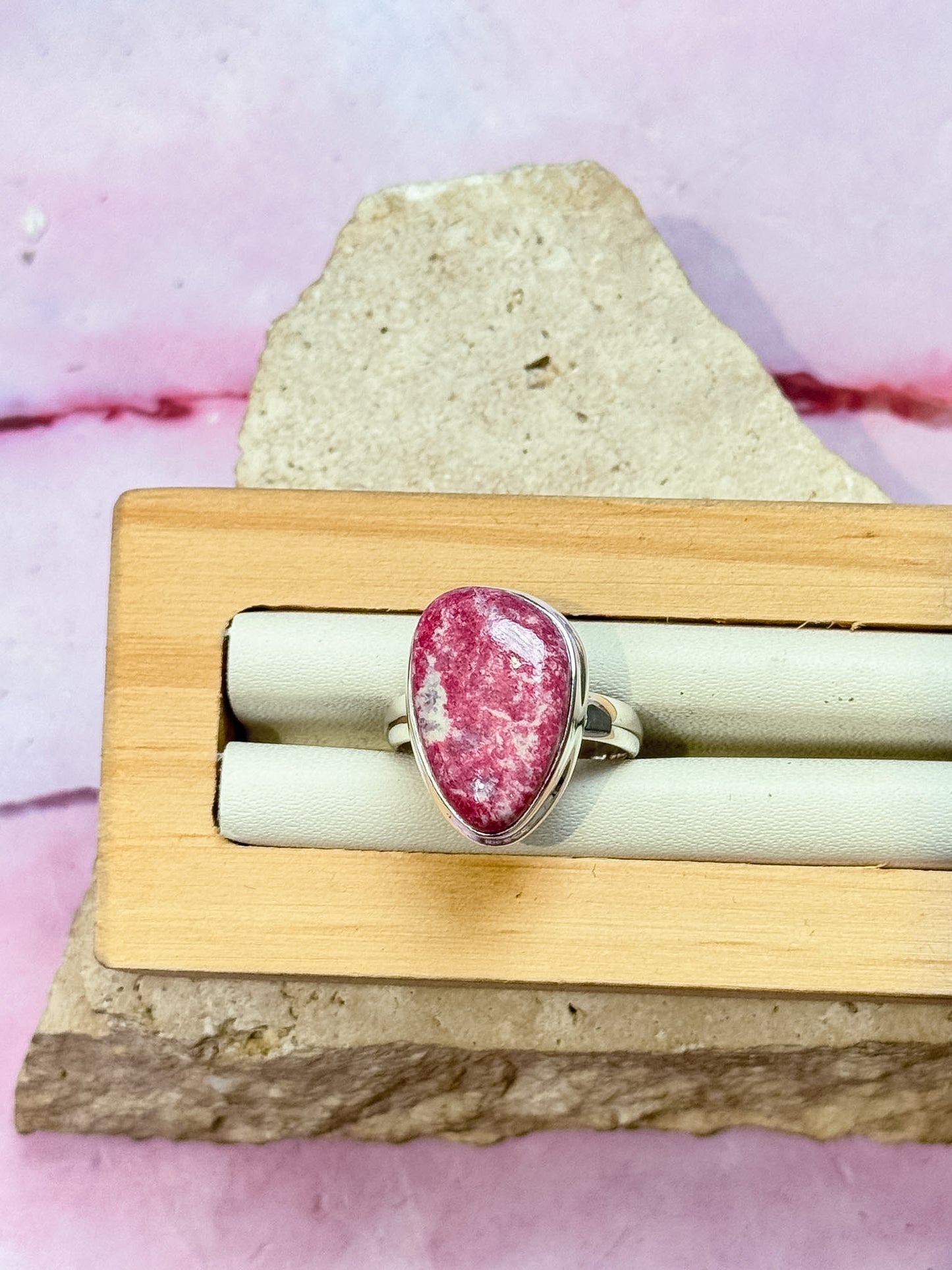 Thulite Ring - Size 7