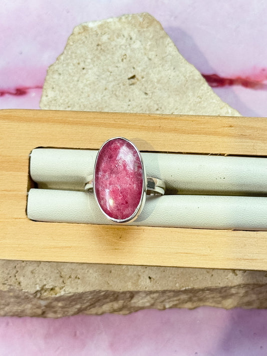 Thulite Ring - Size 8