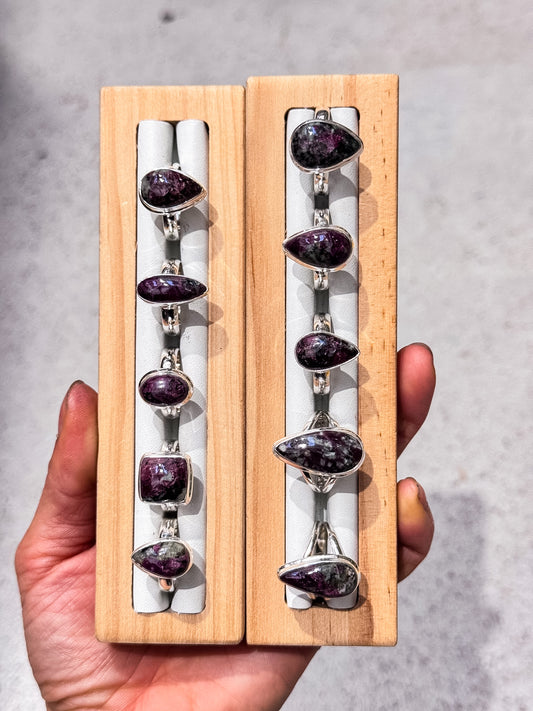 Eudiyalite Rings
