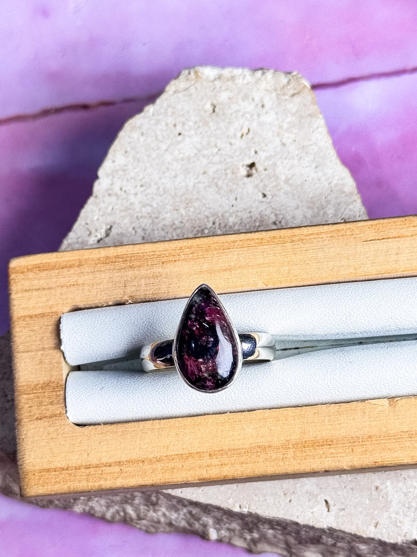 Eudiyalite Rings