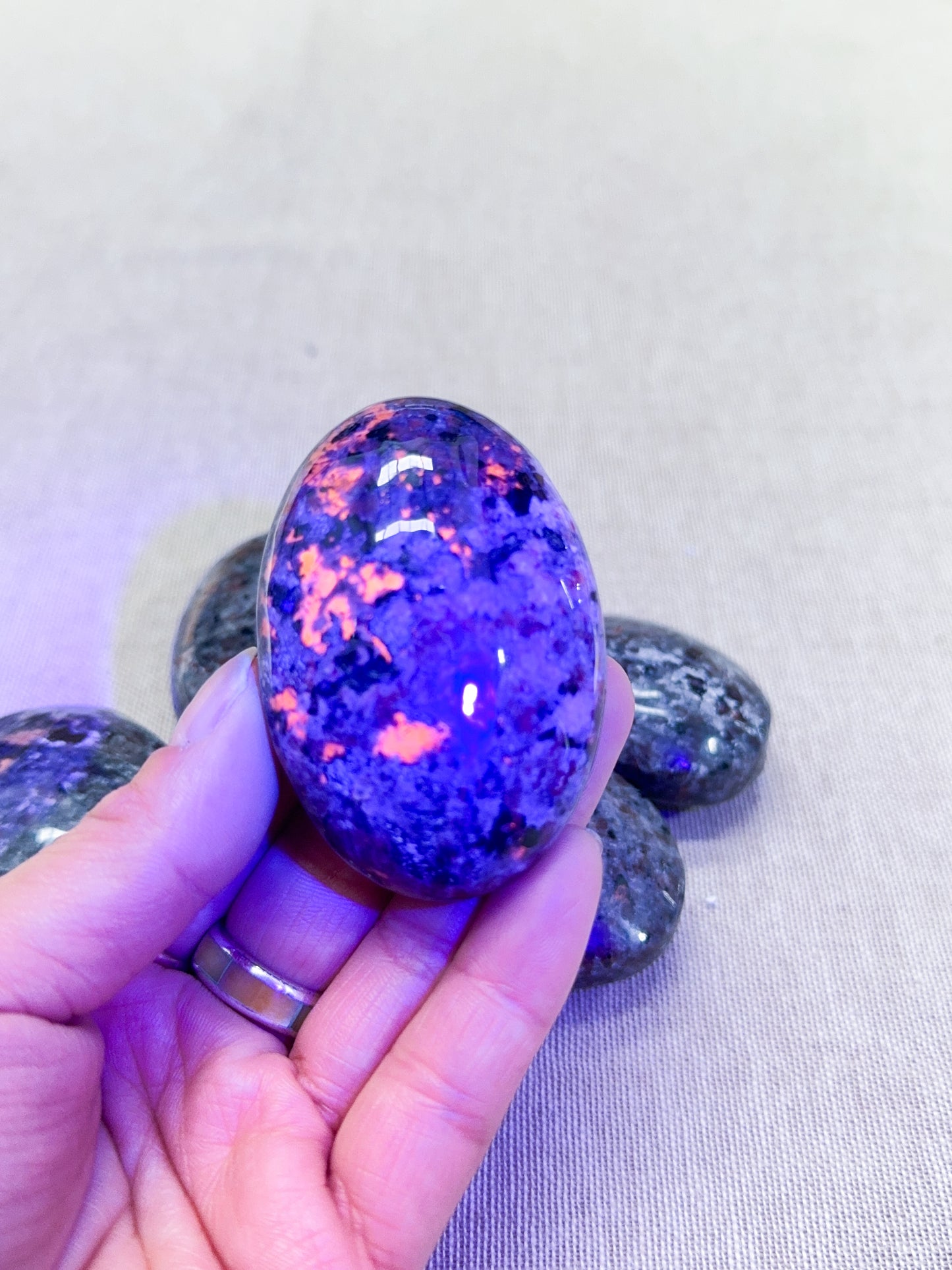 Yooperlite Palmstones
