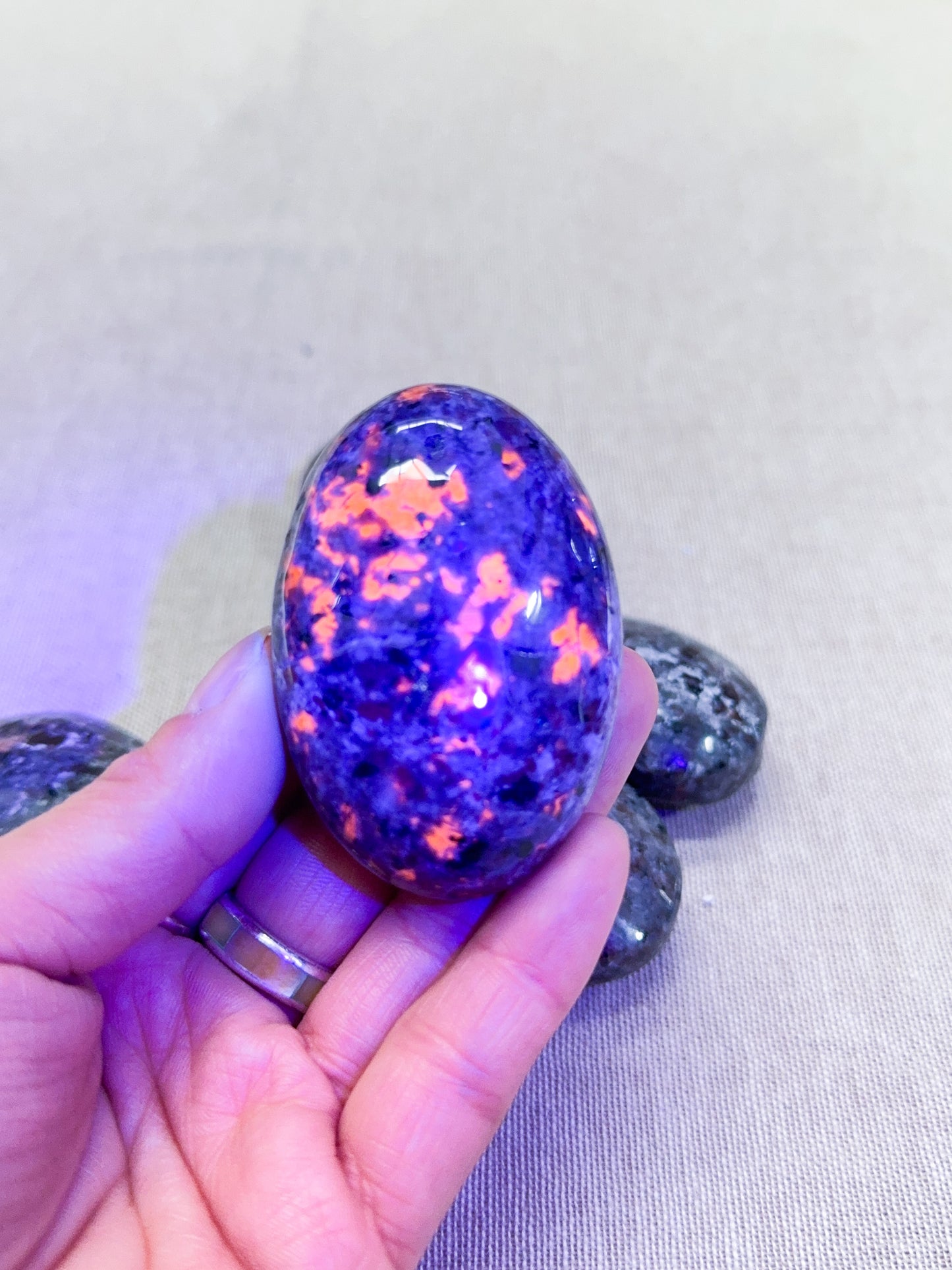 Yooperlite Palmstones