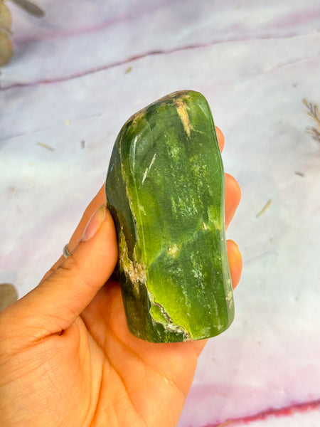 Tremolite Freeform