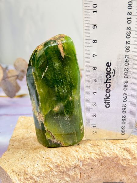 Tremolite Freeform