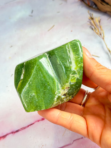 Tremolite Freeform