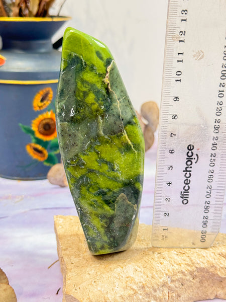 Tremolite Freeform