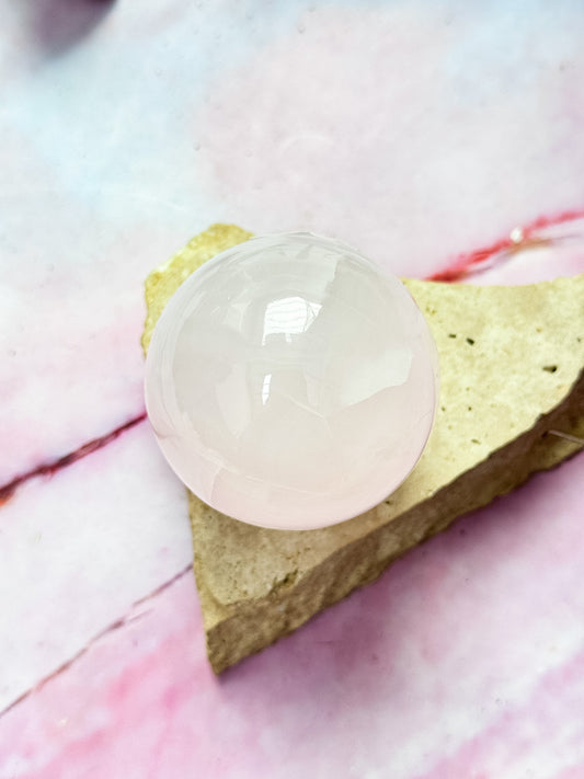 Mangano Calcite Sphere