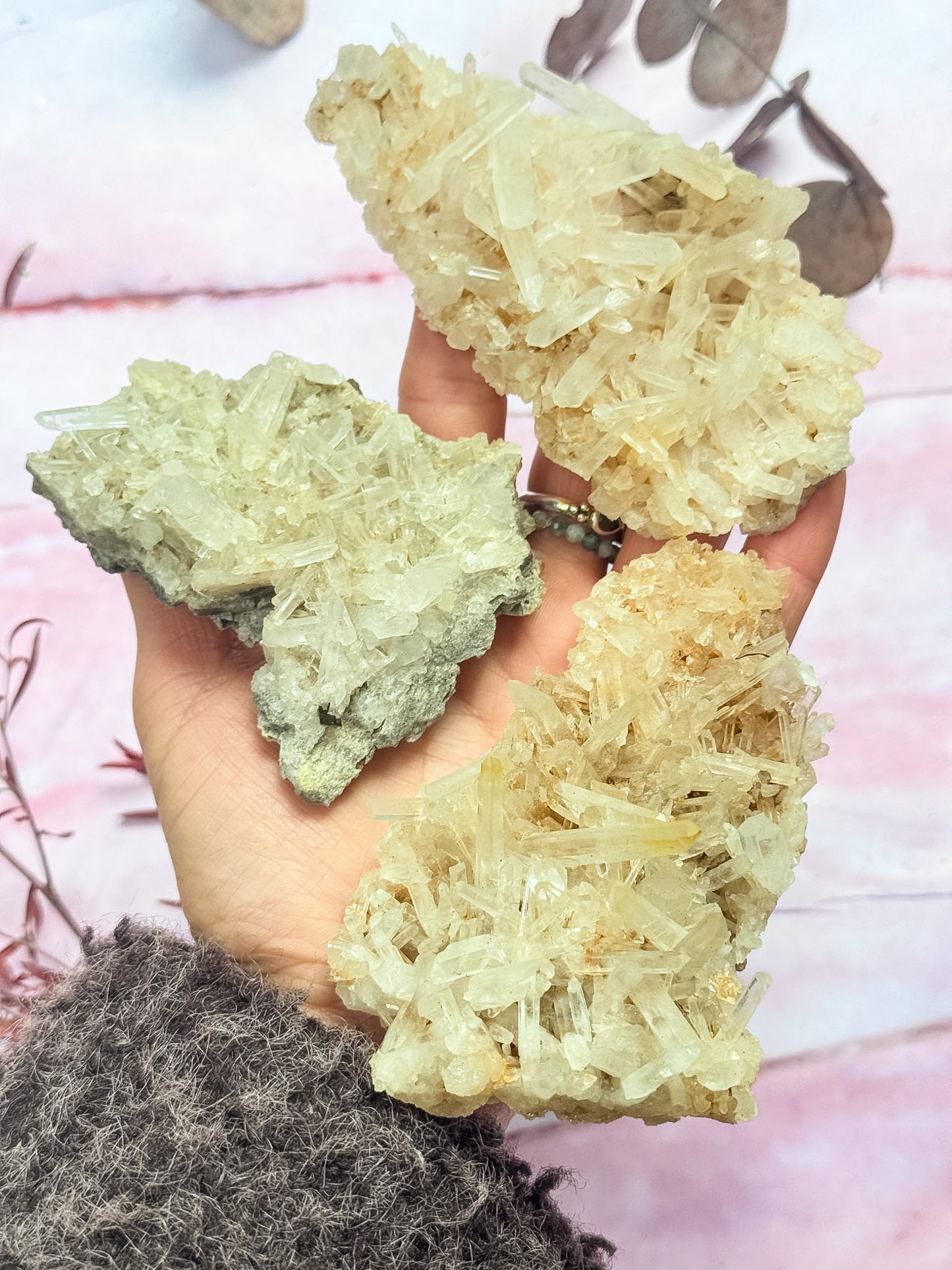 Laser Quartz Clusters