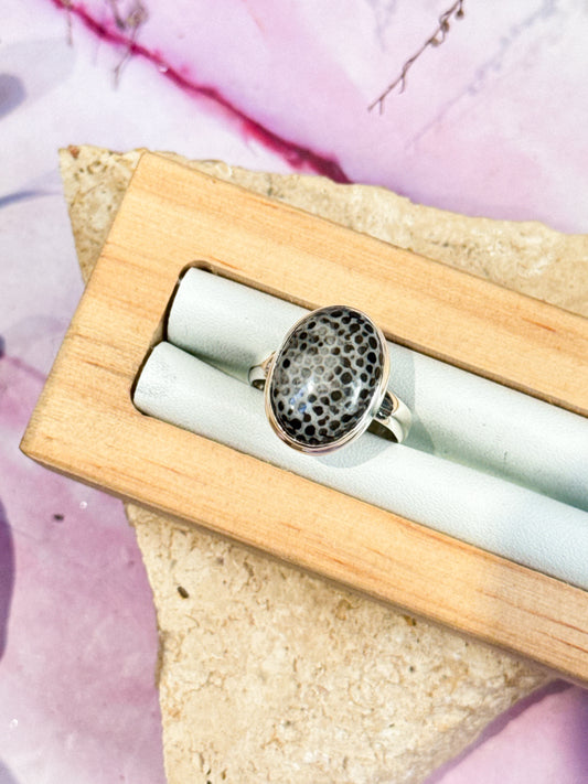 Black Coral Ring - Size 7