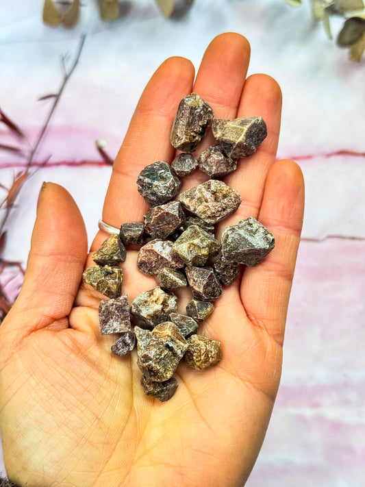 Admantine Zircon