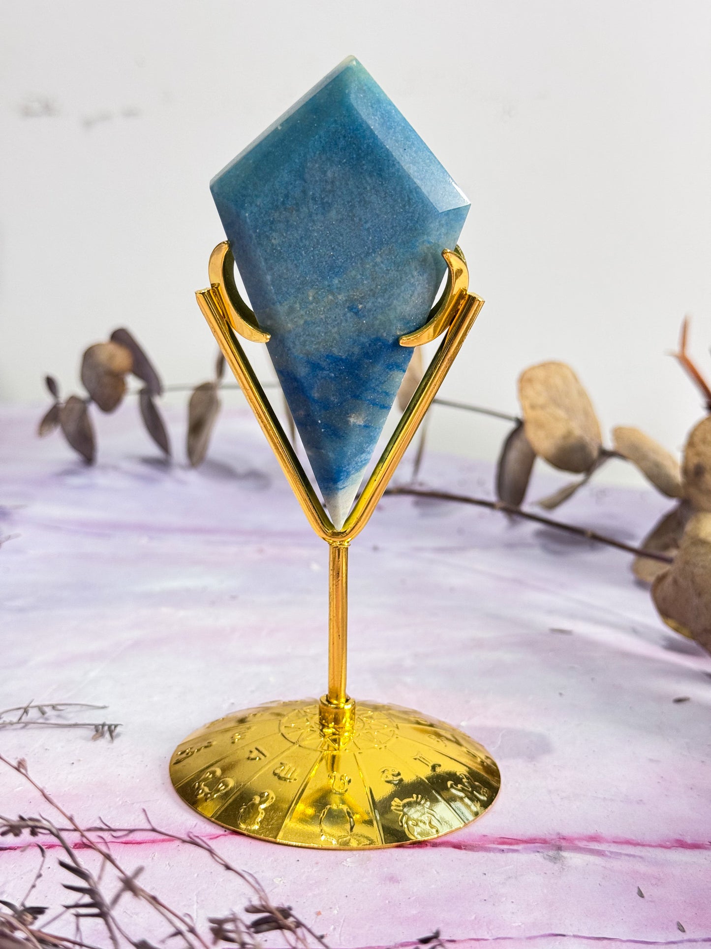 Trolleite Quartz Diamonds