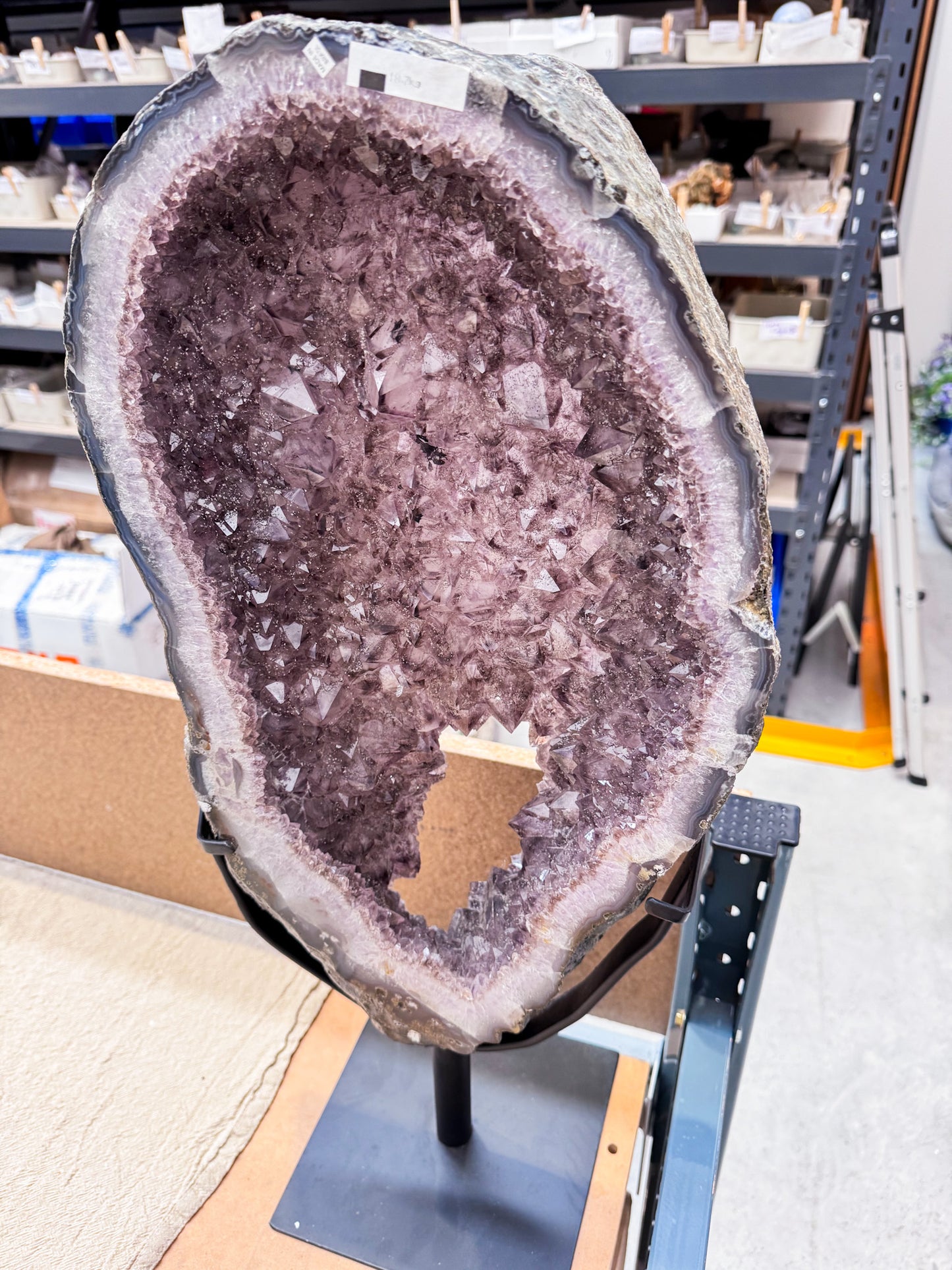 XL Amethyst Portal on Stand