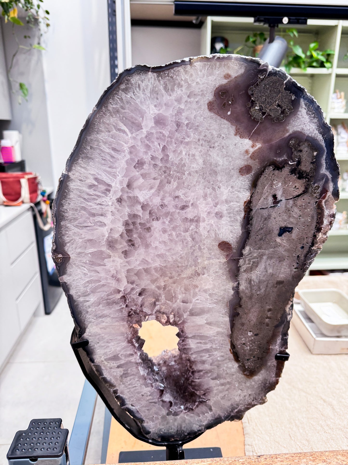 XL Amethyst Portal on Stand