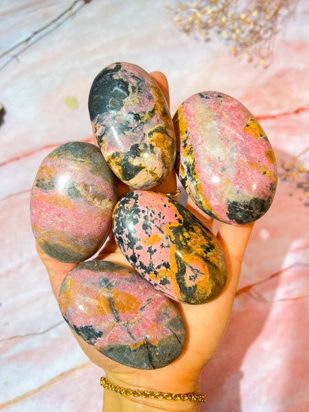 Rhodonite Palmstones