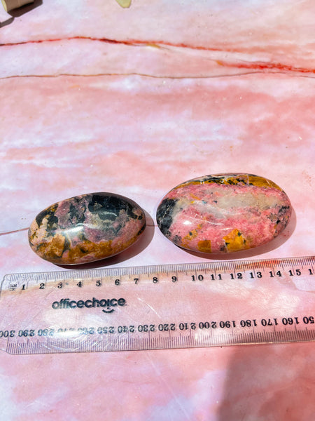 Rhodonite Palmstones