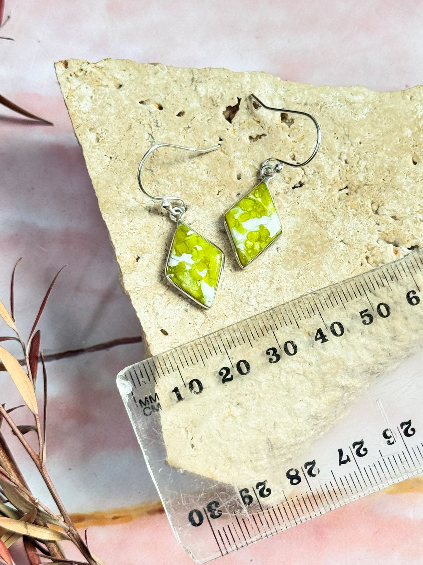 Lizardite Serpentine Earrings - Diamond