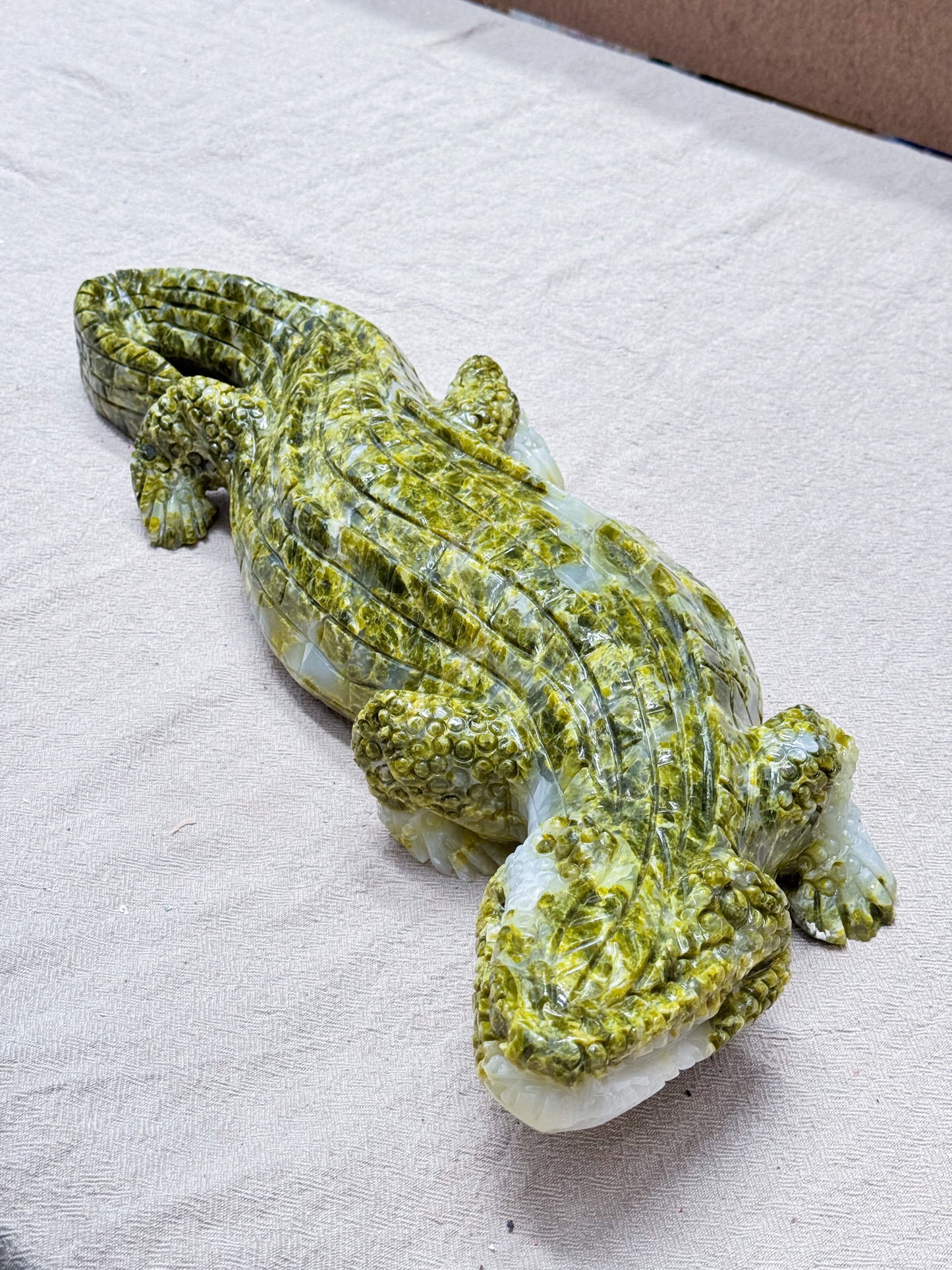 12kg Serpentine Crocodile Carving