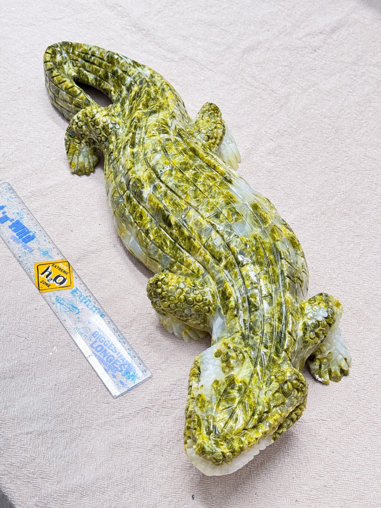 12kg Serpentine Crocodile Carving