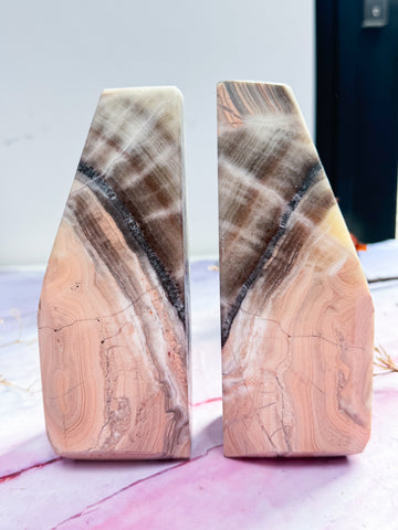 Aragonite and Calcite Bookends