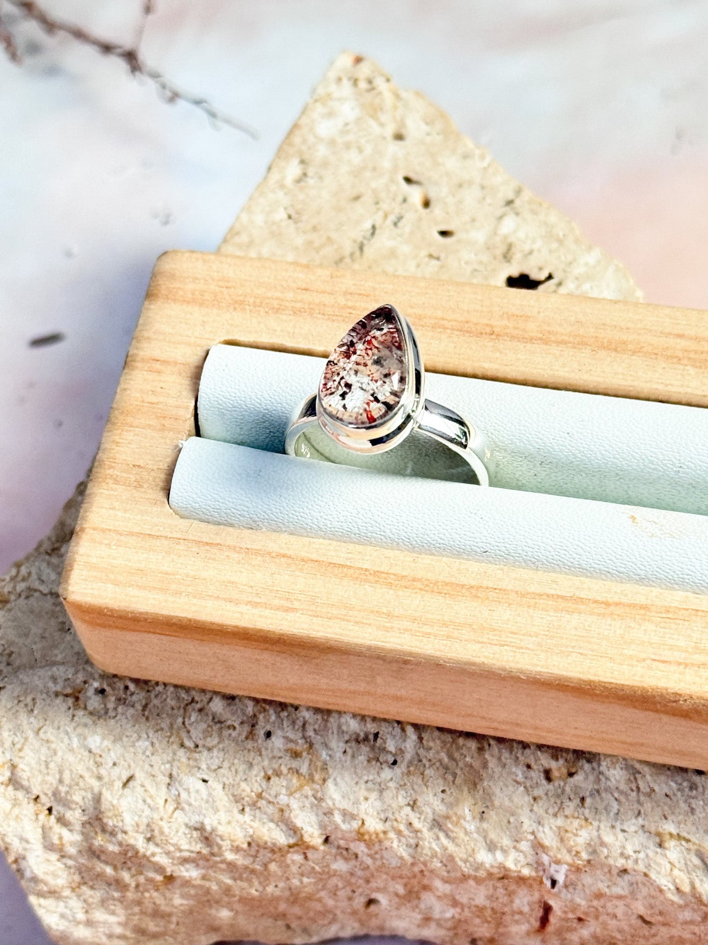 Orire Lucky Quartz Ring - Size 6.5