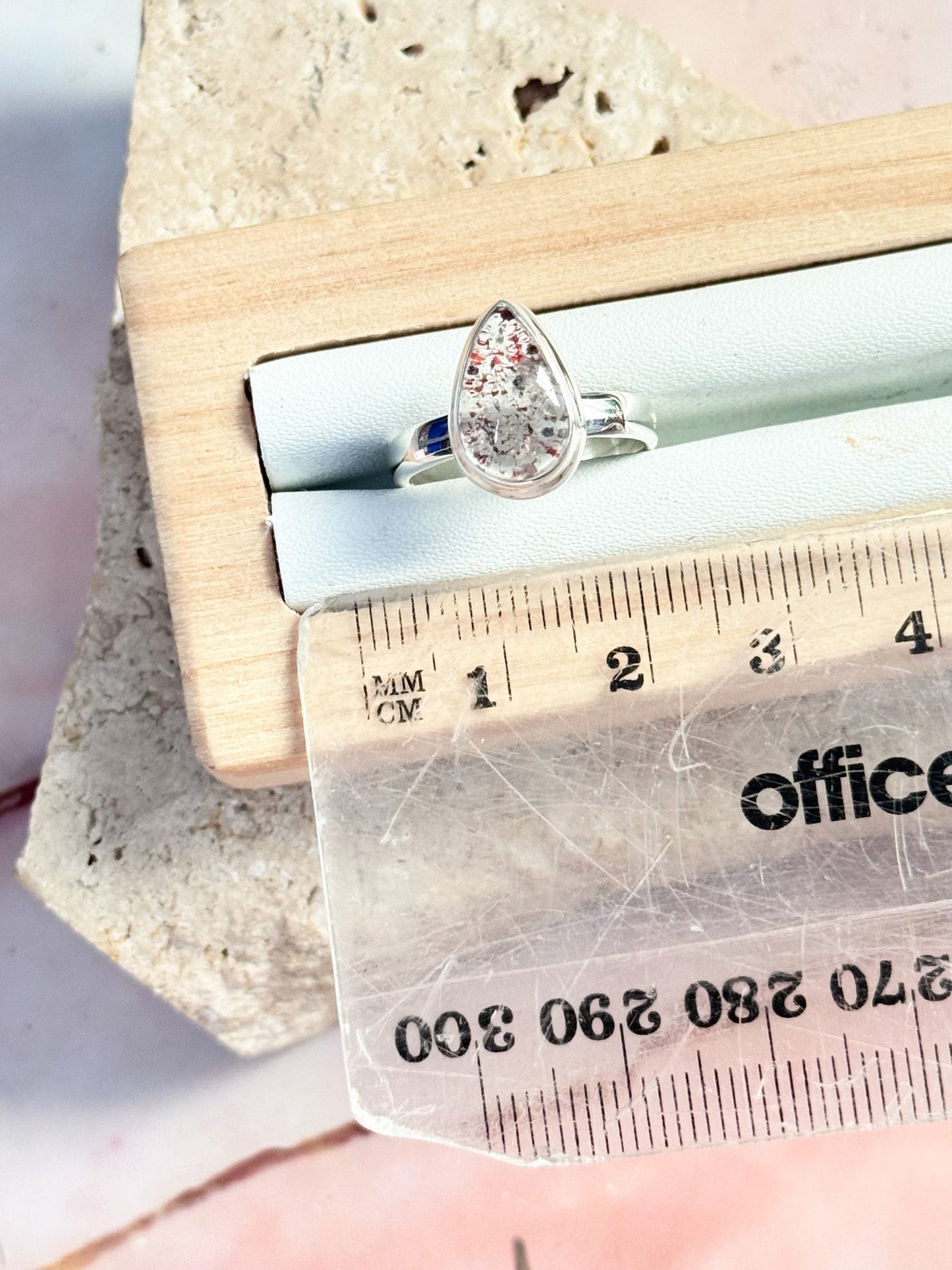 Orire Lucky Quartz Ring - Size 6.5
