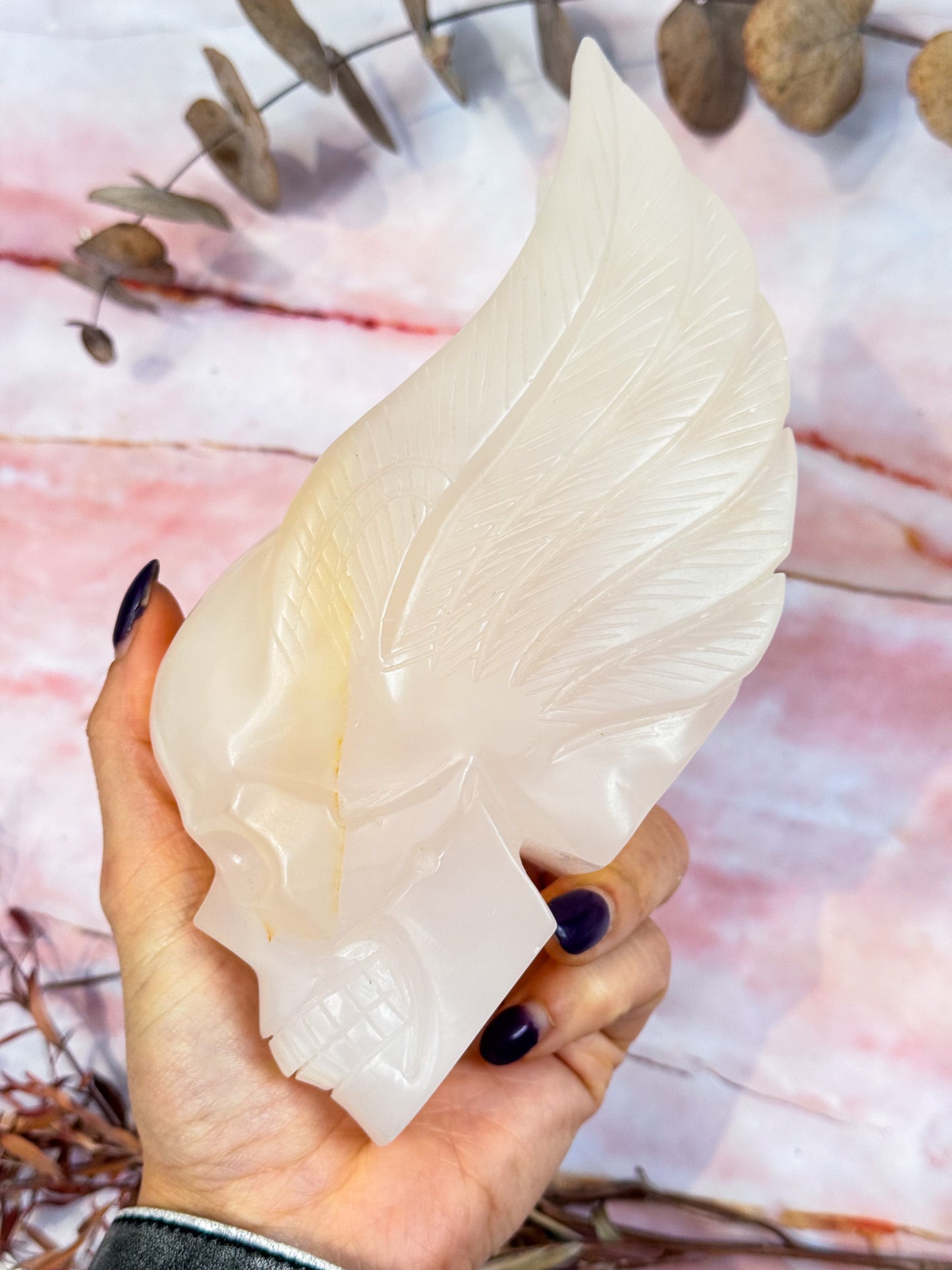 Mangano Calcite Winged Skull